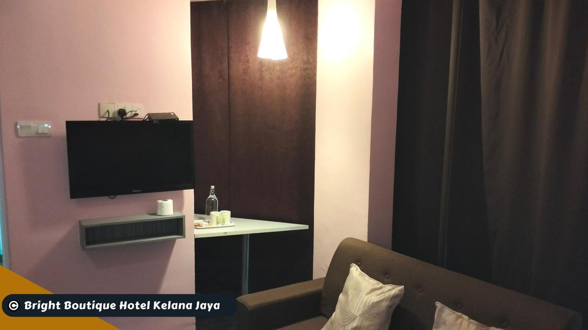 Bright Boutique Hotel Kelana Jaya 八打灵再也 外观 照片