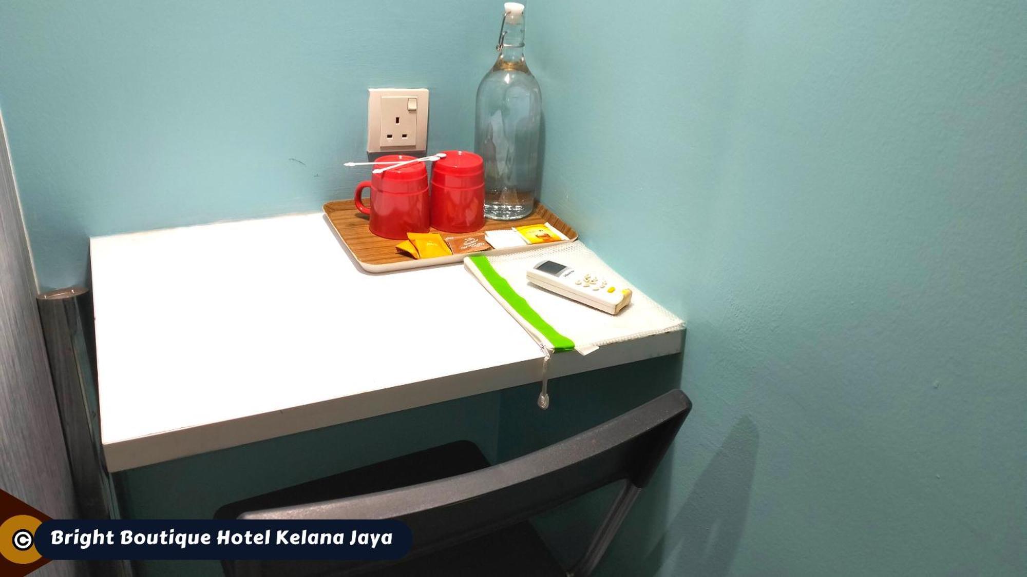 Bright Boutique Hotel Kelana Jaya 八打灵再也 外观 照片